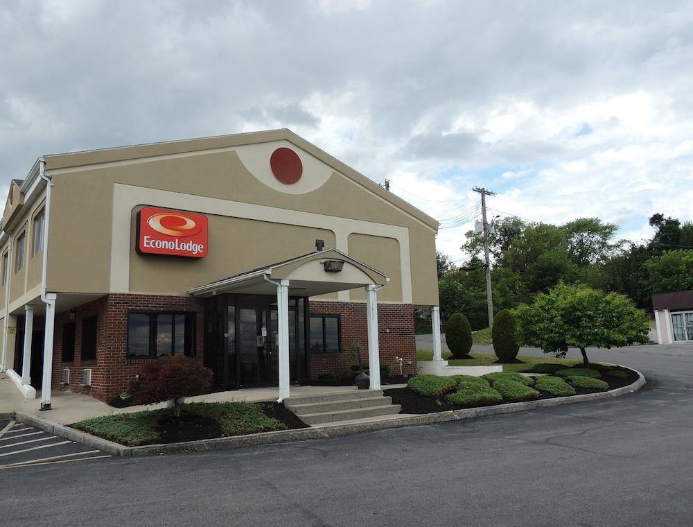 Econo Lodge Dewitt I-90 Exterior photo